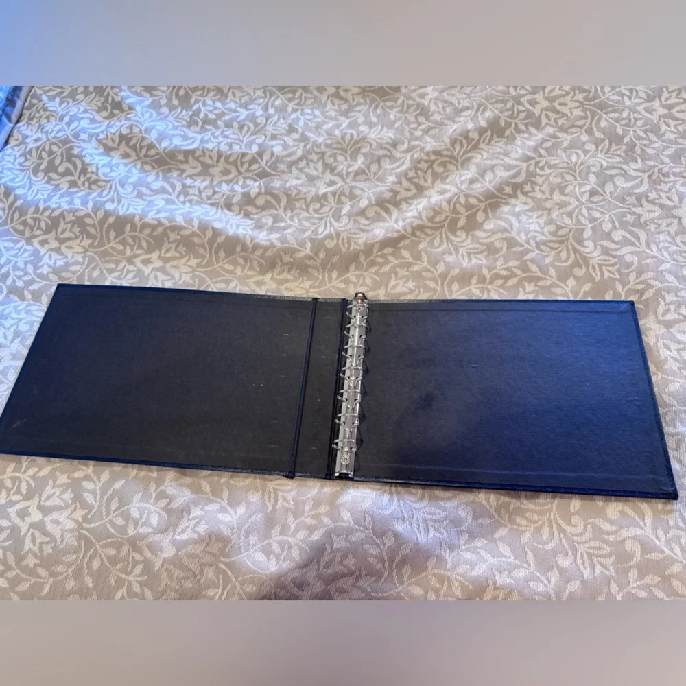Executive check binder